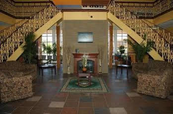 Bradford Inn & Suites Midland Bagian luar foto